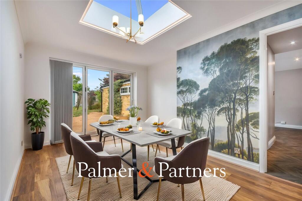 House in Chelmsford, Galleyend, Galleywood - View 5