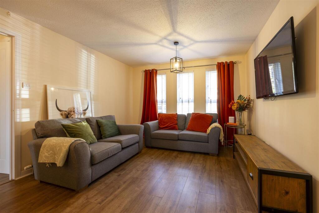 Apartment in Glasgow - View 3