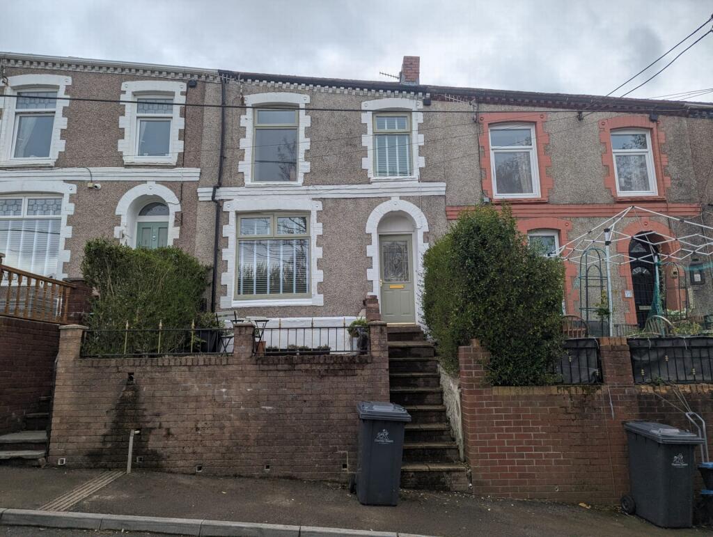 Main image of property: Hillside Terrace, Waunlwyd, NP23