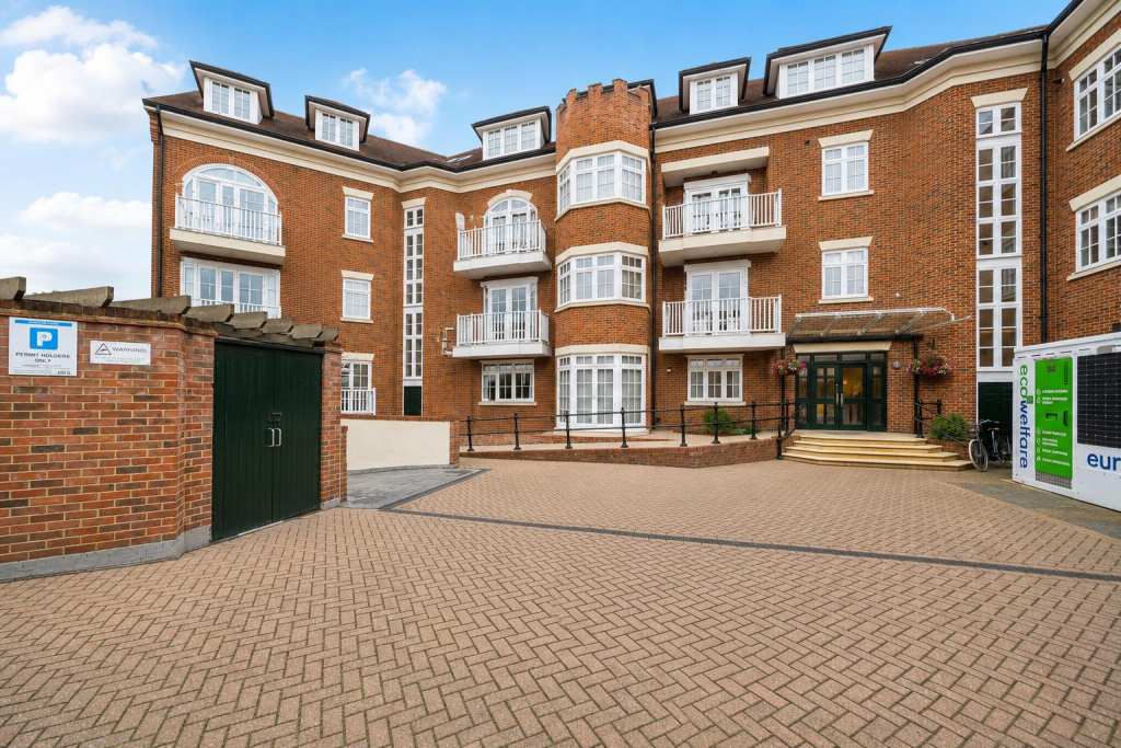 Main image of property: King Stable Street, Eton