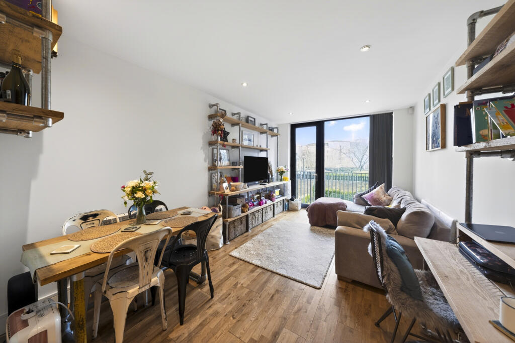 Main image of property: City Walk, London, SE1