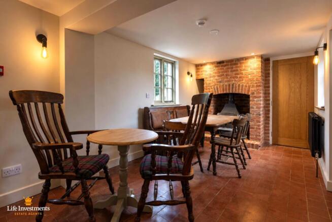 Restaurant Area Four