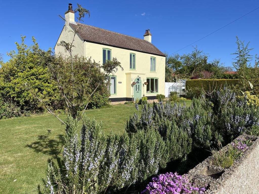 Main image of property: MAIN ROAD, SALTFLEET, LOUTH