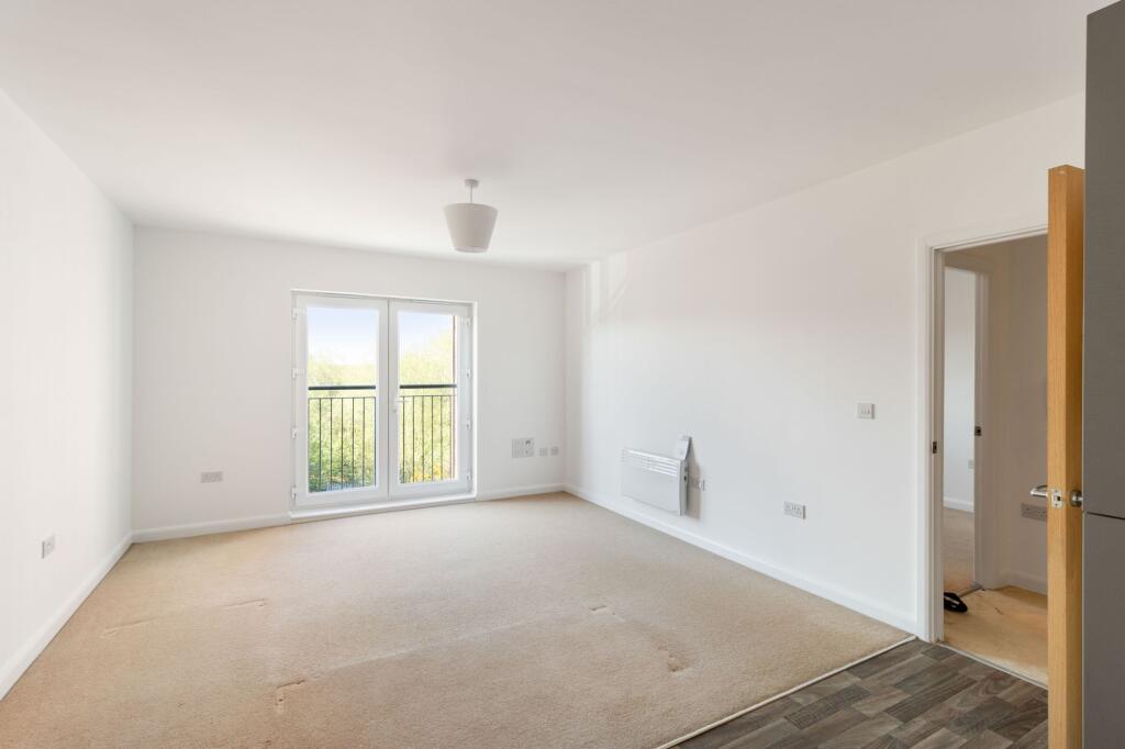 Lulworth Place, Warrington, WA4 photo 2