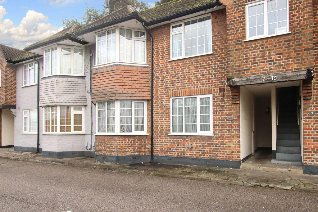 Main image of property: Apsley Grange, Hemel Hempstead