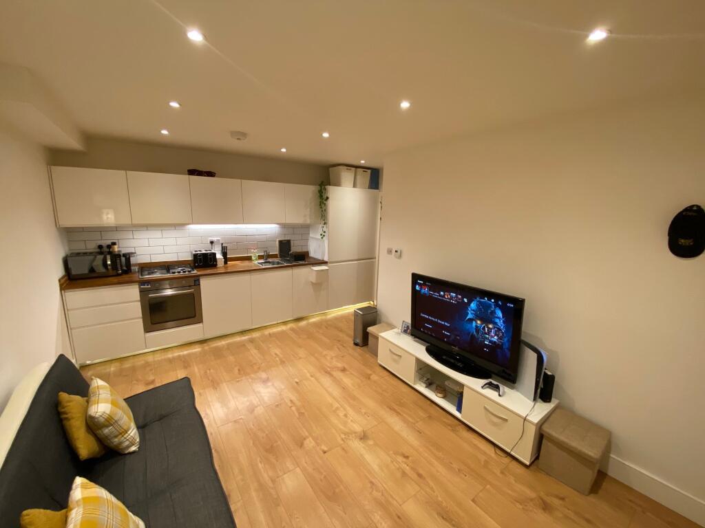 Main image of property: Tolworth Rise South, Surbiton