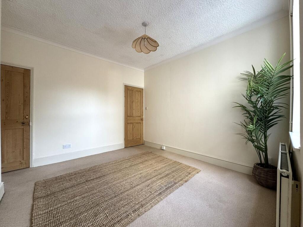 House in East Staffordshire, Horninglow and Eton - View 5