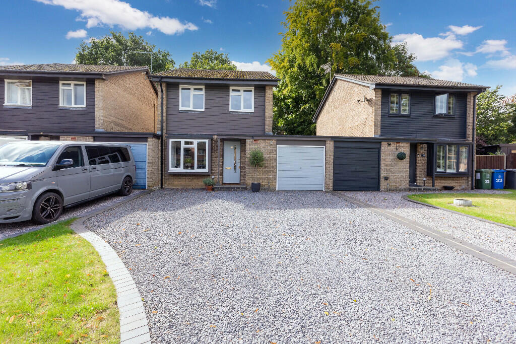 Main image of property: Ruscombe Gardens, Datchet SL3