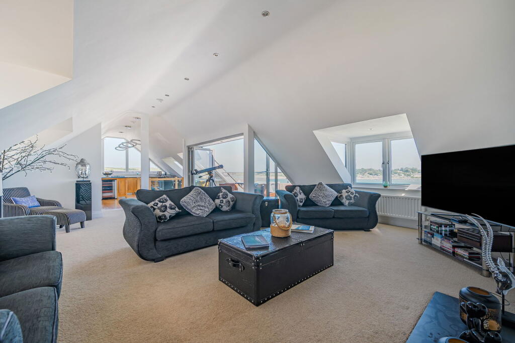 Treverbyn Road, Padstow image 2