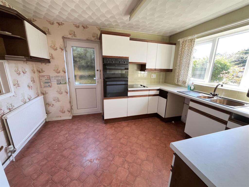 Fiona Close, Wymondham photo 2