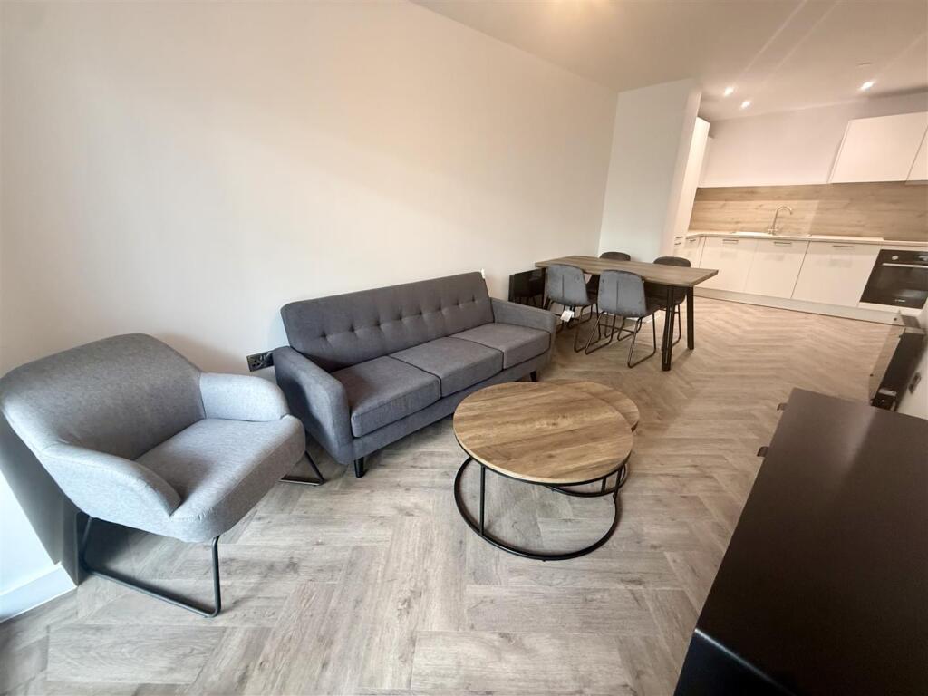 Apartment in Birmingham - View 5
