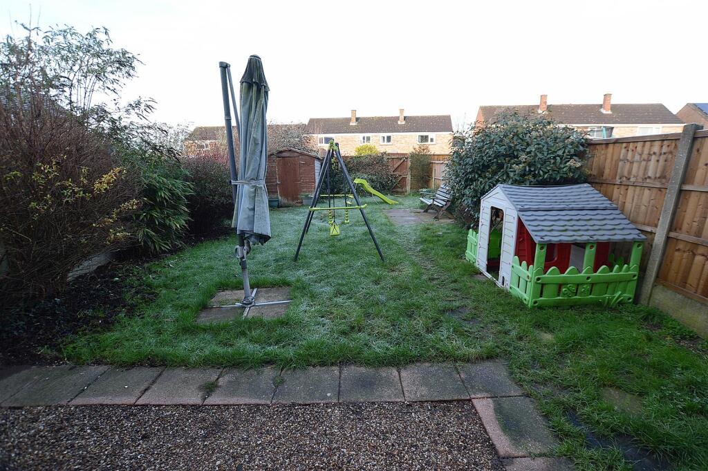 House in Lincoln - View 2
