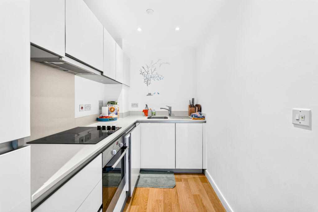Apartment in London - More
