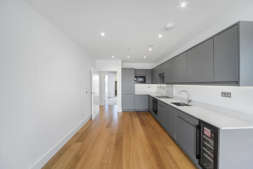 Apartment in London - View 2