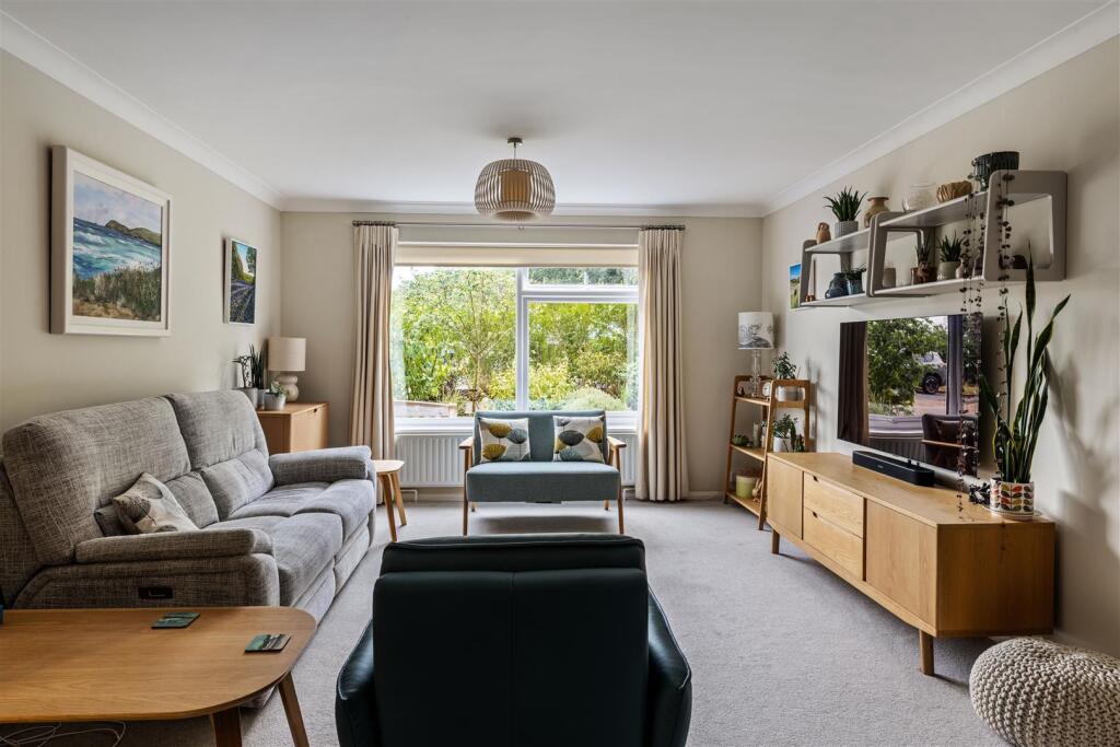 House in Brighton - View 2