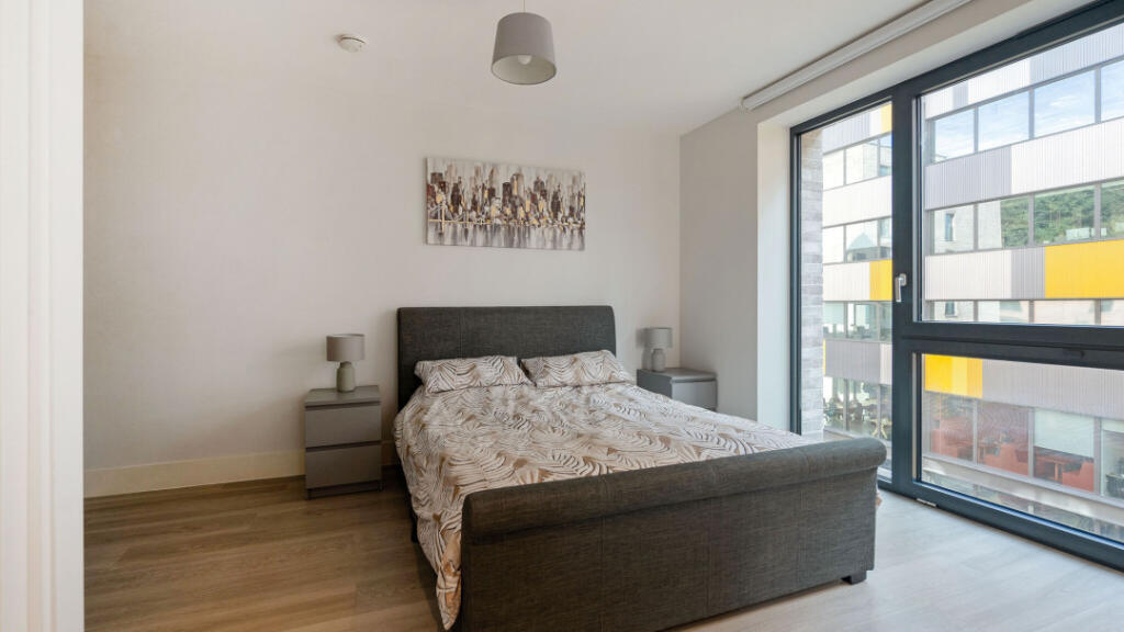 Apartment in Brighton - More