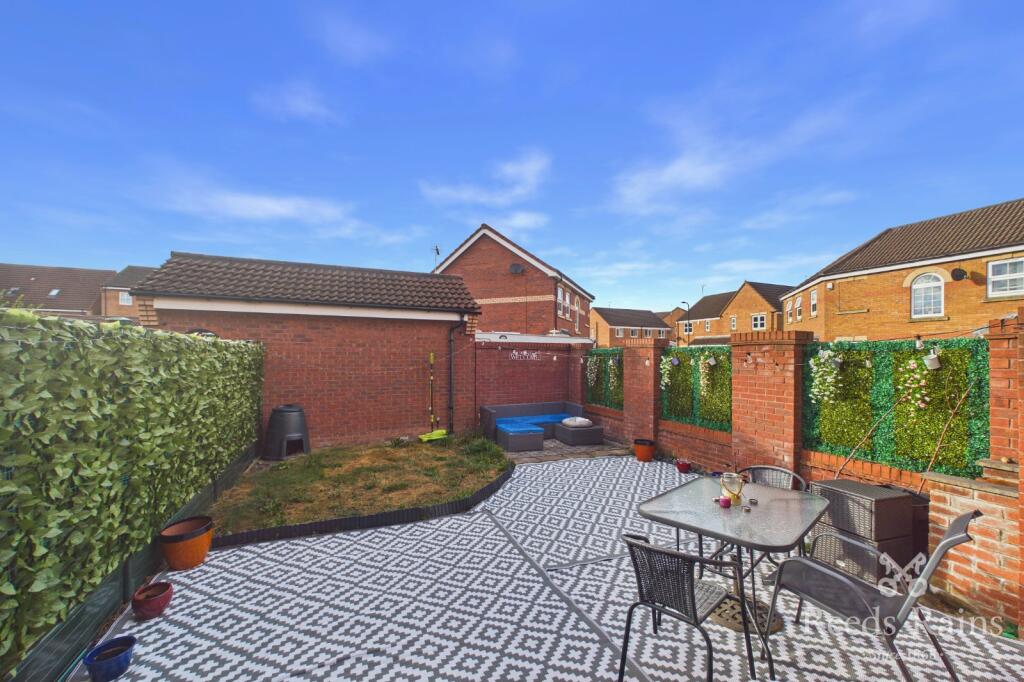 House in Rotherham, Laughton Common, Thurcroft - View 2