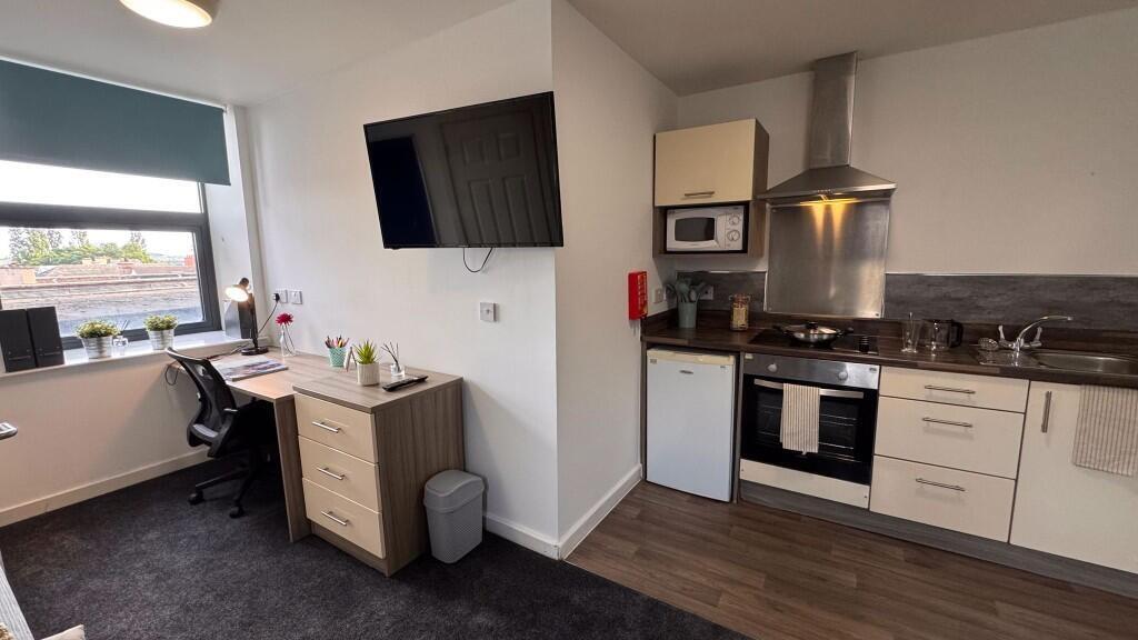 Apartment in Nottingham - View 4