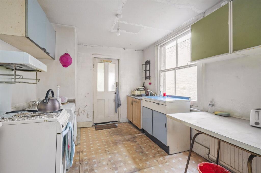 House in London - View 4
