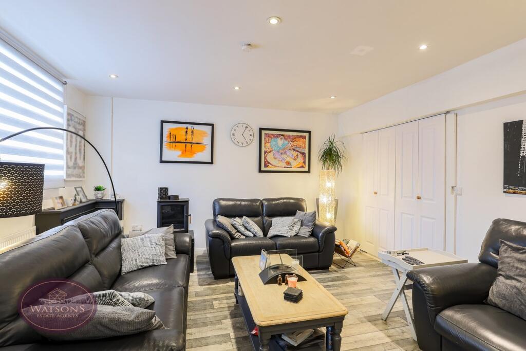 House in Nottingham, Awsworth - View 2