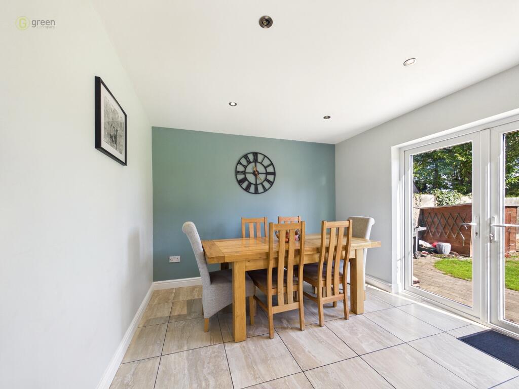 Chestnut Drive, Castle Bromwich, Solihull, B36 photo 4