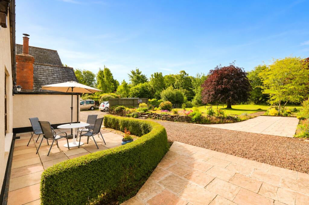 House in Wiveliscombe, Somerset - More