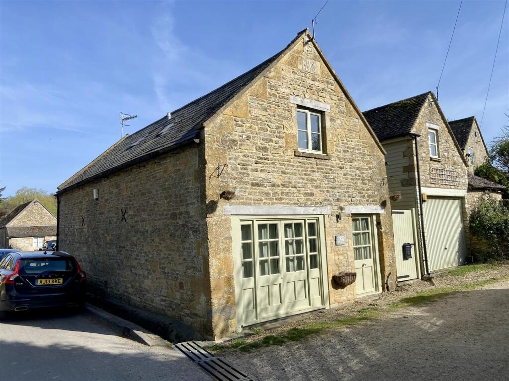 Main image of property: Naunton