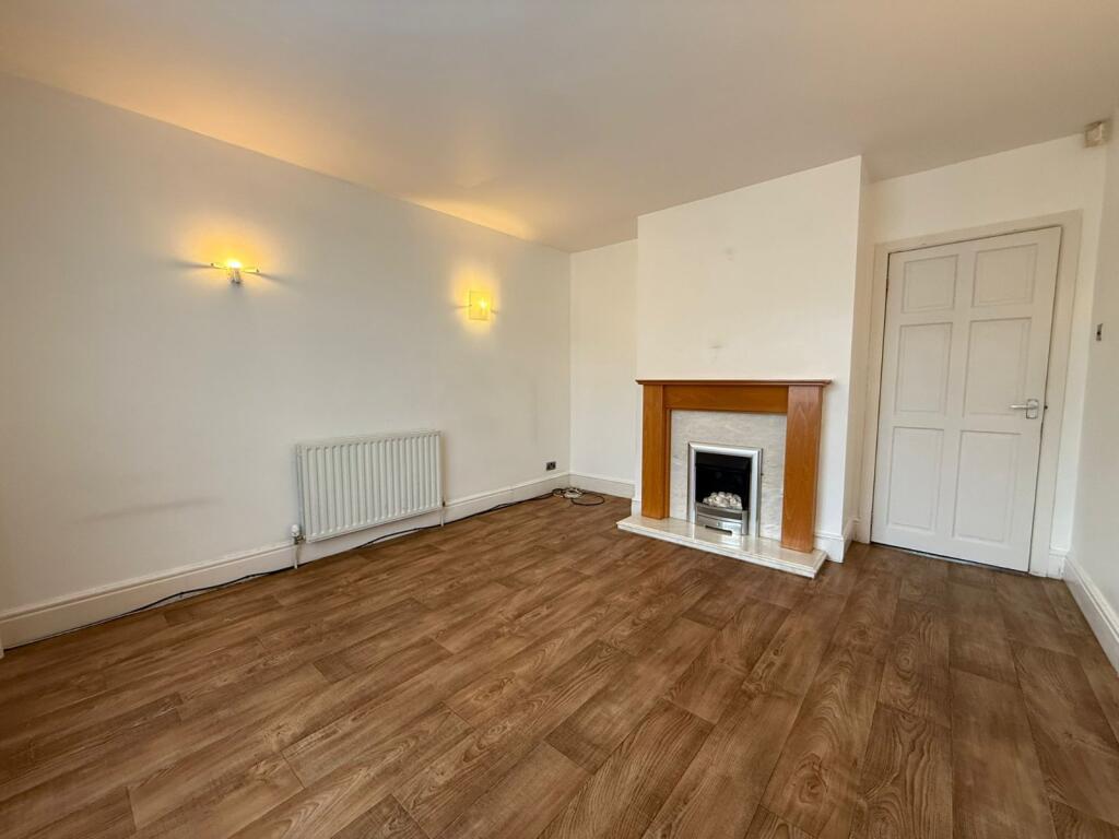 House in Leeds, Woodhouse Hill, Belle Isle - View 5