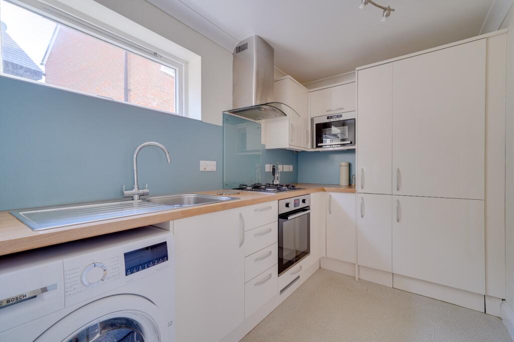 Apartment in Stevenage - View 4