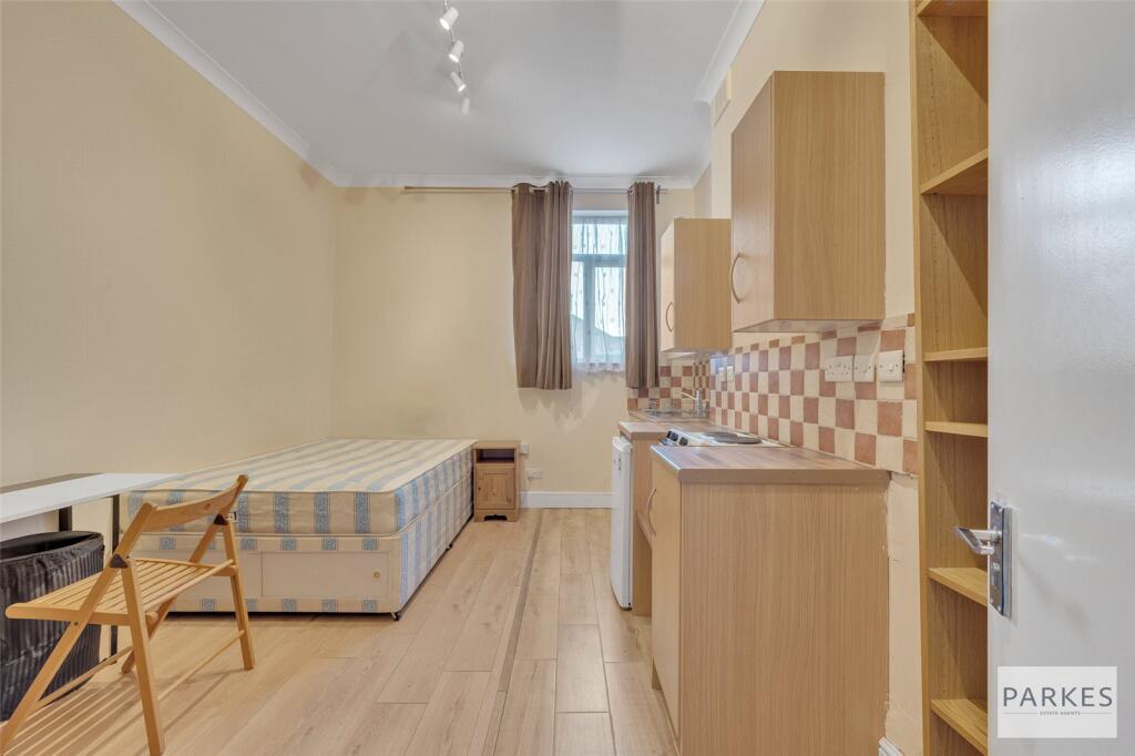 Main image of property: Uxbridge Road, London, W12