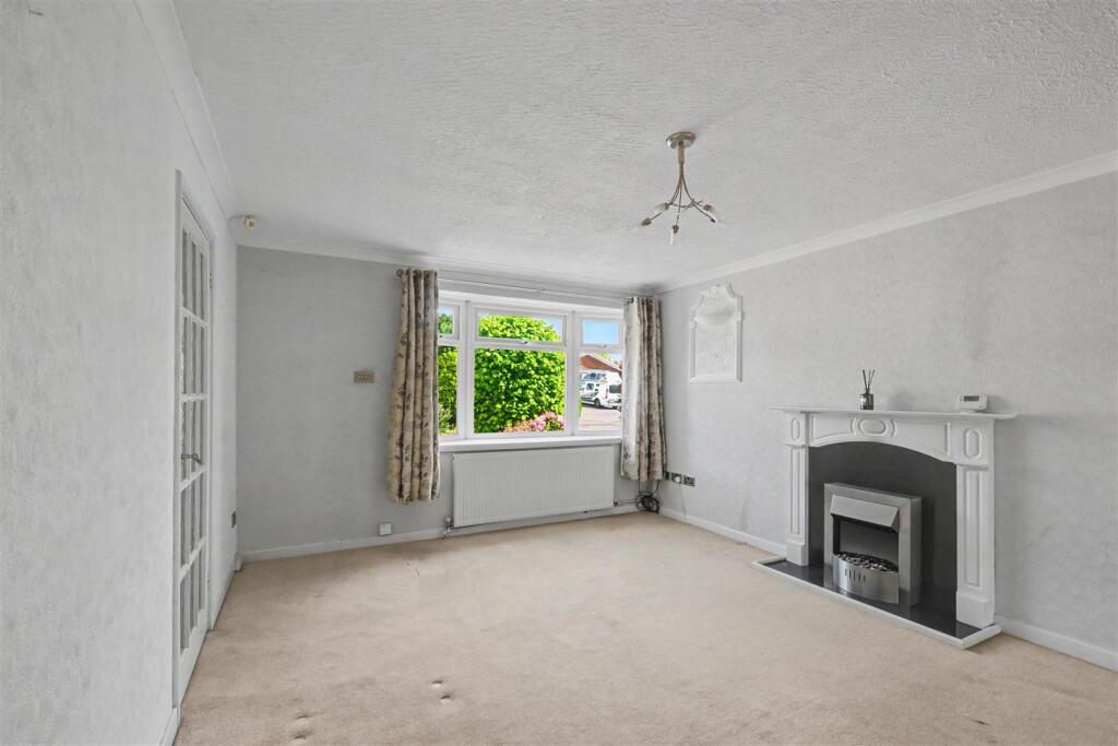 Derbyshire Avenue, West Hallam - View 3
