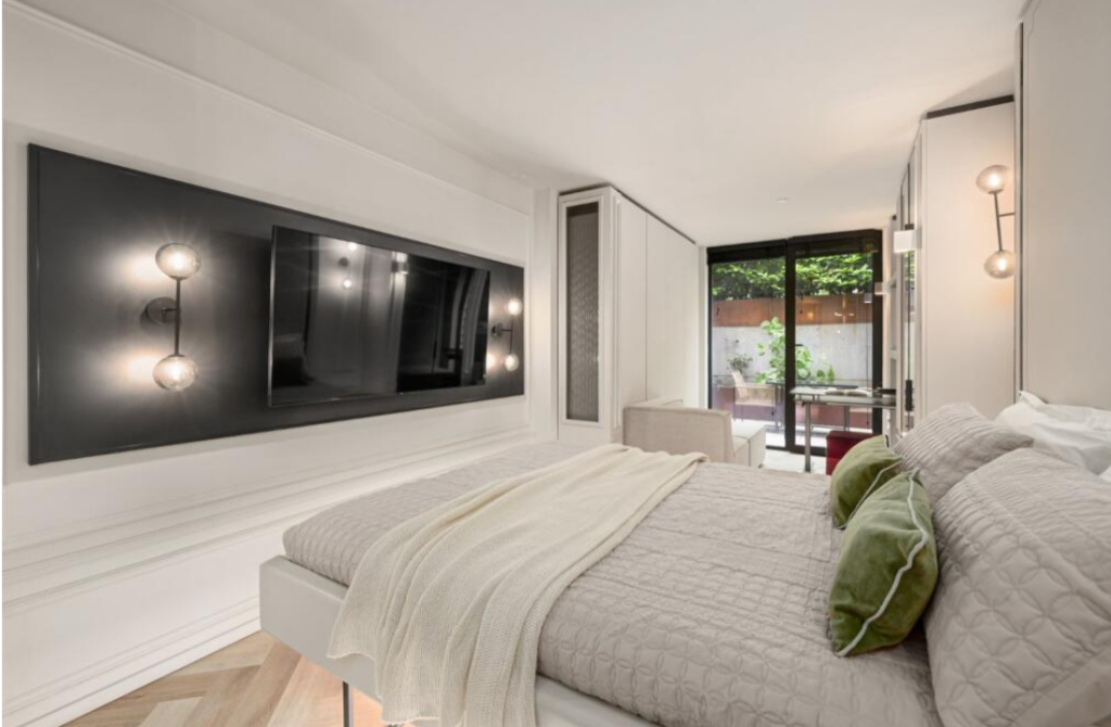 Main image of property: Willesden Lane, Willesden, Brent, London