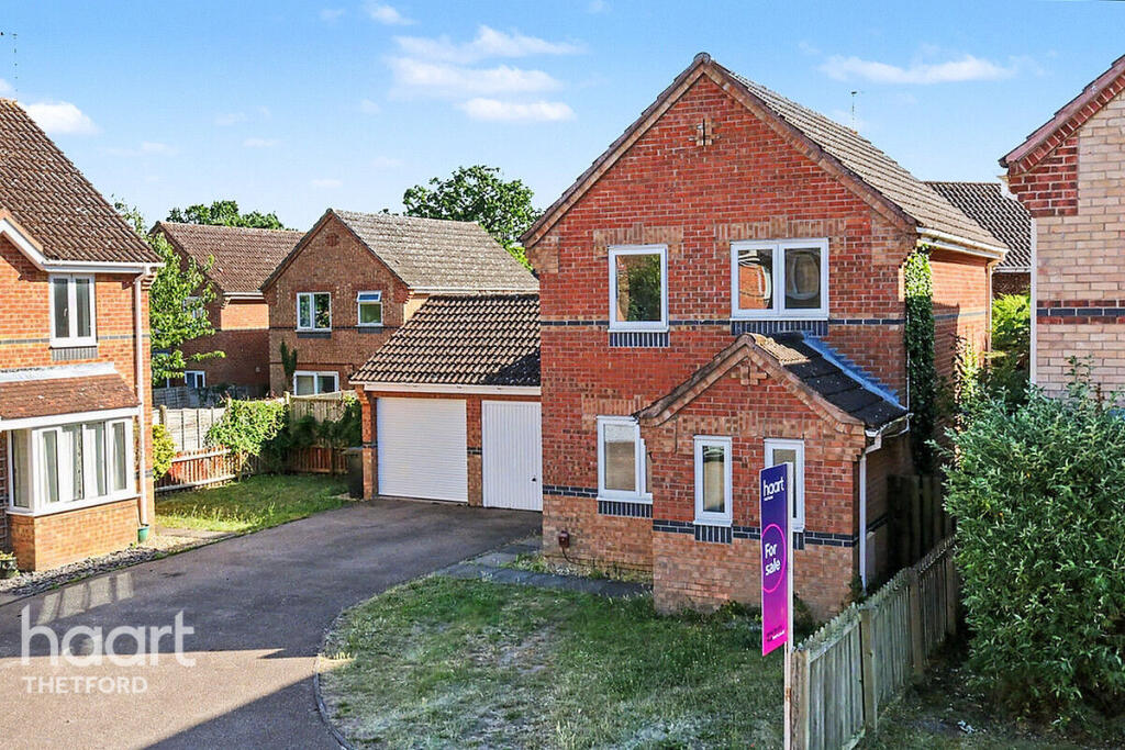 3-bed detached on Mallow Road, Thetford, £230,000