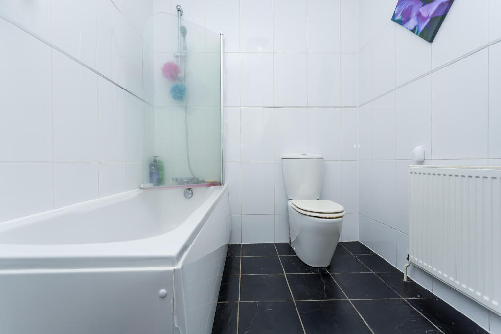 Apartment in Hayling Island, South Hayling - View 5