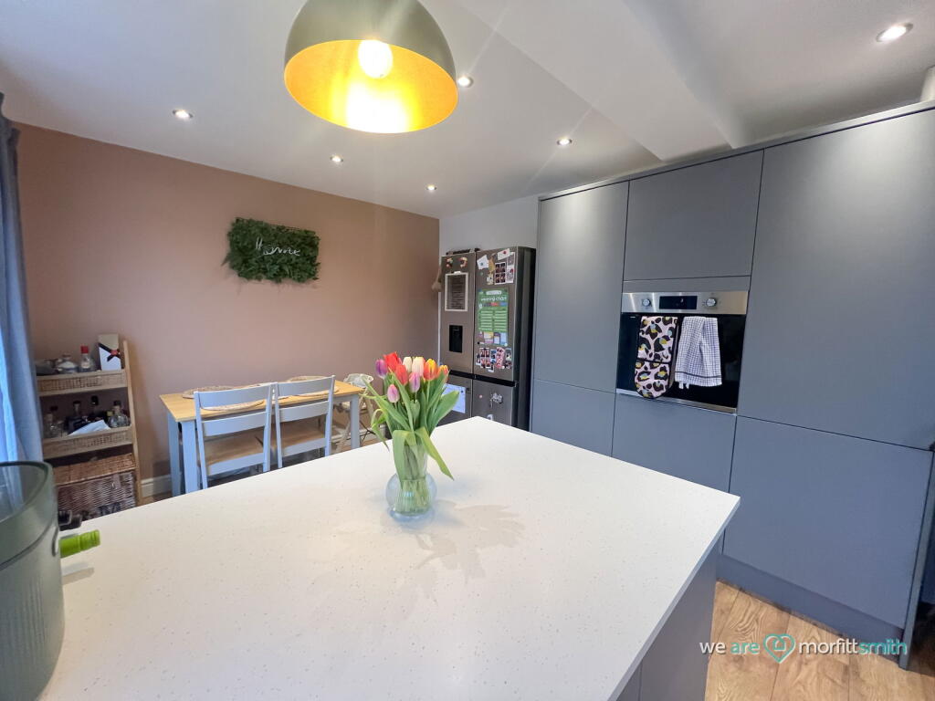 House in Rotherham, Brinsworth - View 3