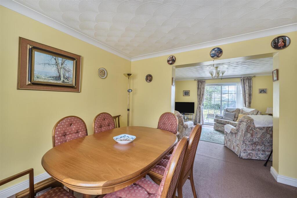 Apartment in Lyme Regis, Dorset - More
