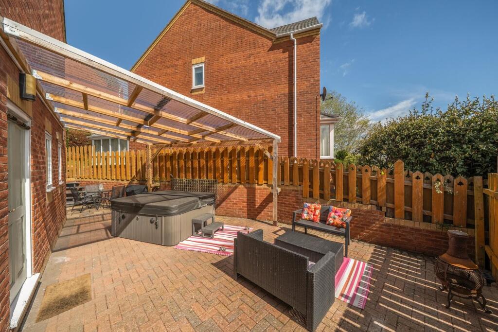 12 Brynfa Avenue, Welshpool photo 4