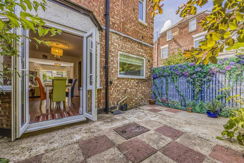 House in Portsmouth, Southsea - View 5
