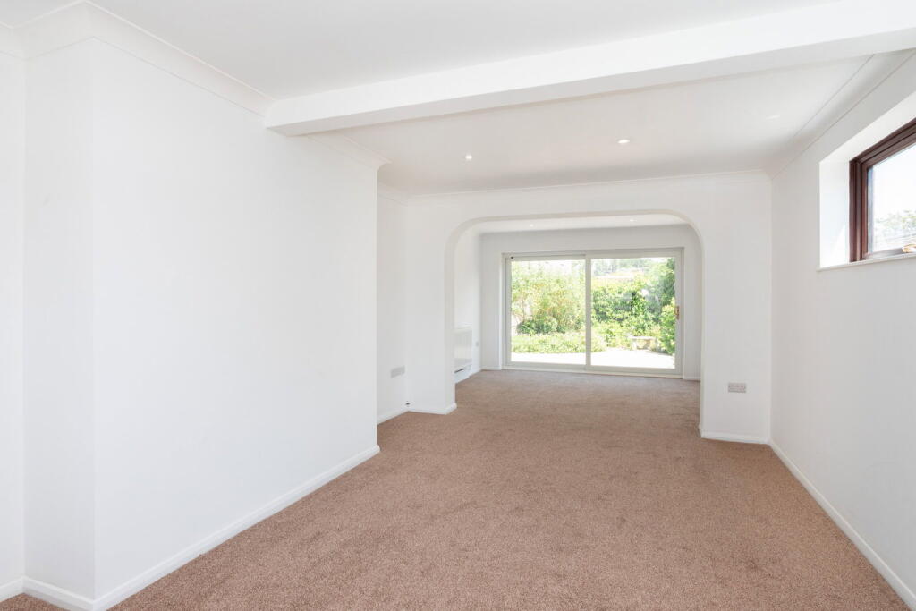 House in Hythe, Martello Lakes - View 5