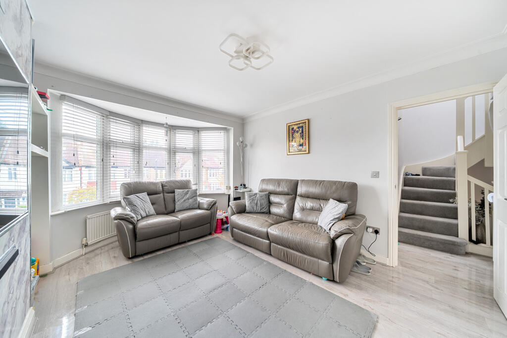 Apartment in London - View 3