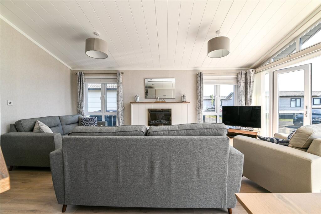 House in New Forest, Ashley, New Milton - View 3