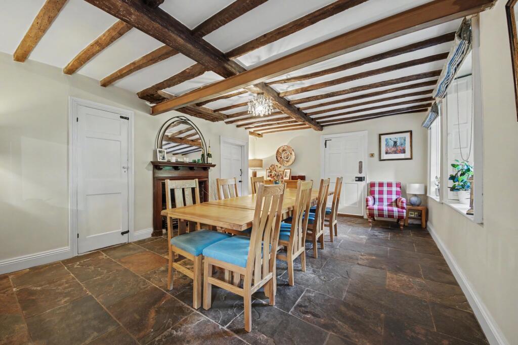 House in Southampton - View 4