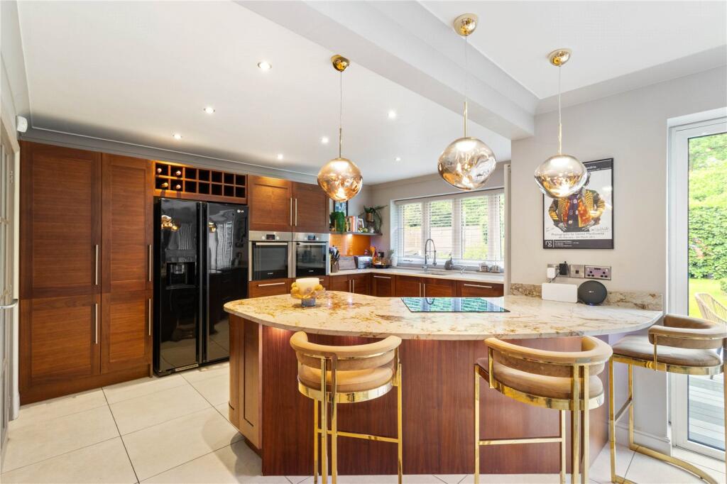 Cumberland Drive, Bowdon, Altrincham, Greater Manchester, WA14 photo 4