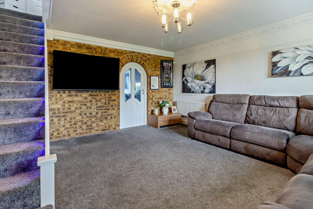 House in Romford - View 5