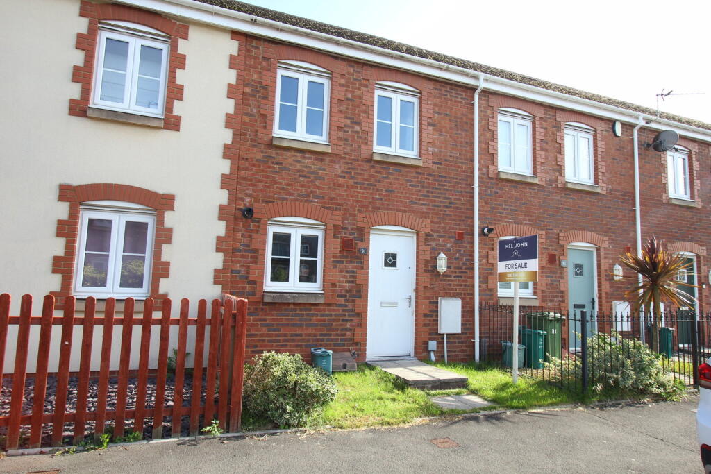 Main image of property: Heol Gruffydd, Rhydyfelin, Pontypridd, CF37 5PJ