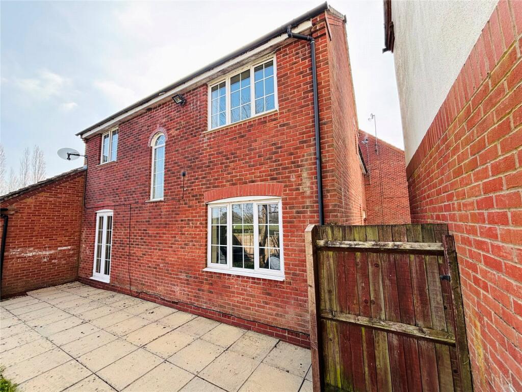 Main image of property: Bowling Green Drive, Smethwick, West Midlands, B67