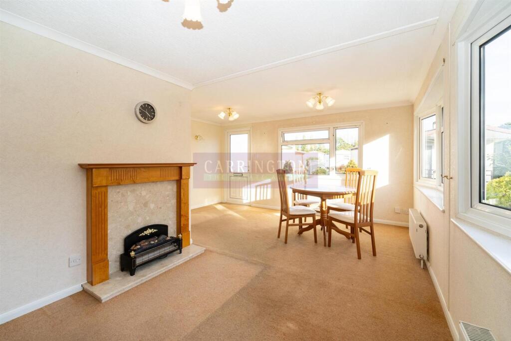 Barnet Lane, Borehamwood photo 5