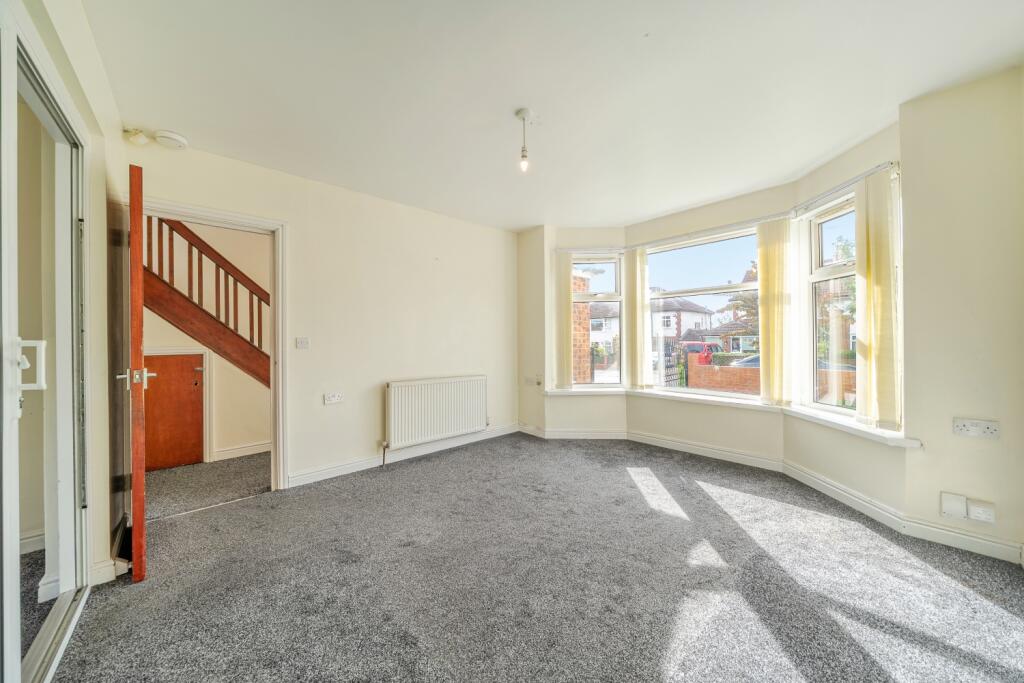 Stainburn Crescent, Leeds, West Yorkshire, LS17 photo 2