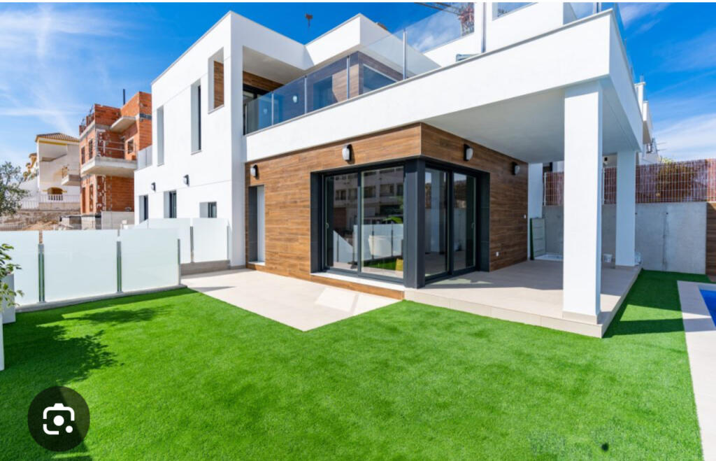 Main image of property: Valencia, Alicante, Los Montesinos