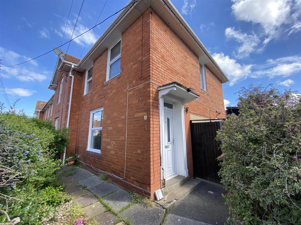 Main image of property: Kidsbury Road Bridgwater TA6 7AG